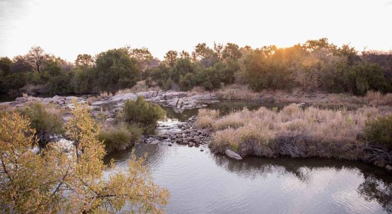 Mziki Safari Lodge Beestekraal  Экстерьер фото